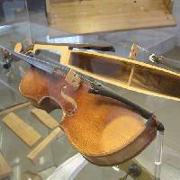 раздел, половина, скрипка, инструмент Markb120