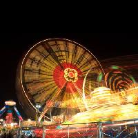 Pixwords изображение с колесо, весело, партия, парк аттракционов, развлечений, парк, ночь Shariff Che\' Lah - Dreamstime