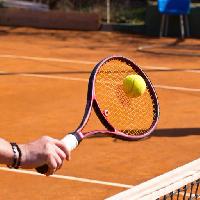 Pixwords изображение с теннис, мяч, руки Nevenm