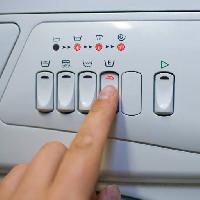 рука, палец, кнопку, толчок, стиральная машина Stefan Redel (Gbp)